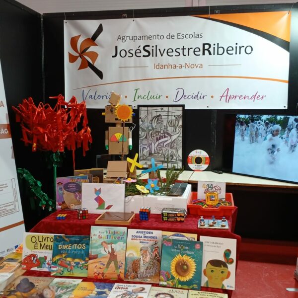 Read more about the article A Escola na Feira Raiana